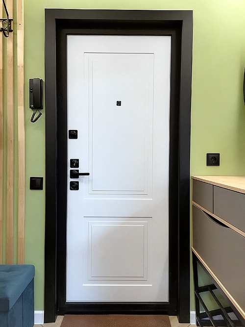 Белая внутренняя панель МДФ